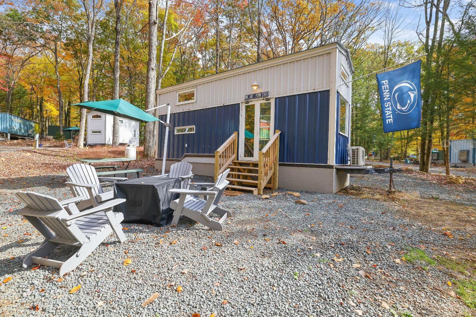 Camptel Poconos Lodging Albrightsville Exterior photo