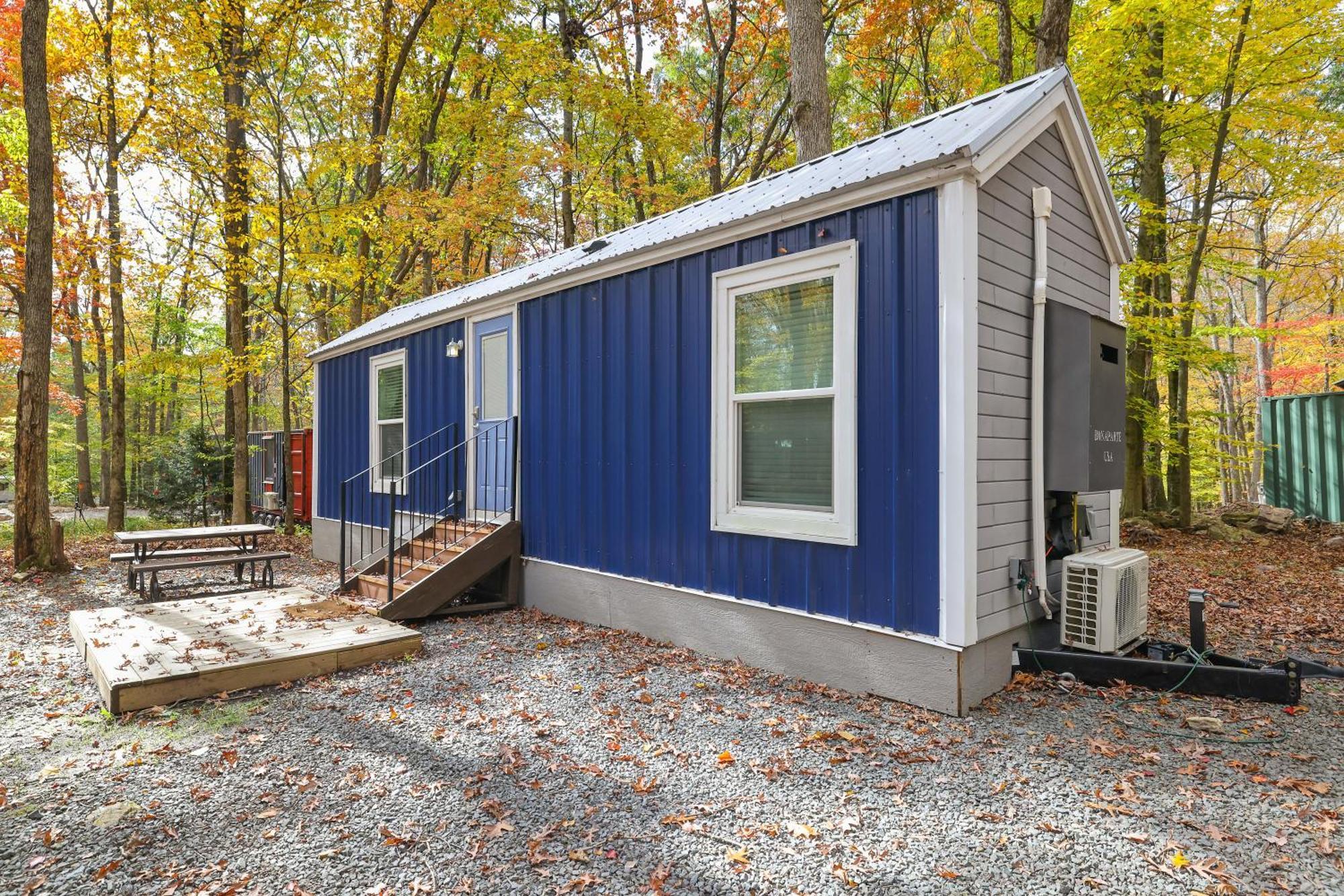 Camptel Poconos Lodging Albrightsville Exterior photo