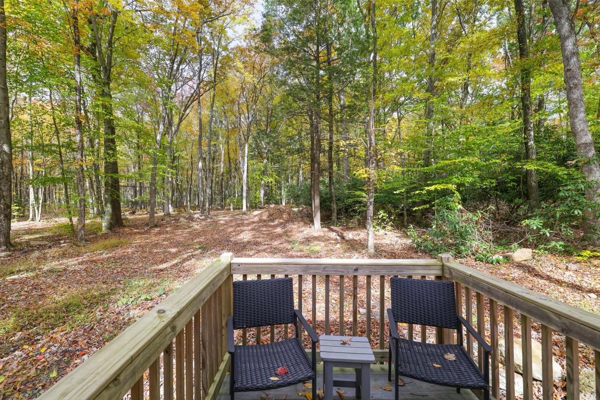 Camptel Poconos Lodging Albrightsville Exterior photo